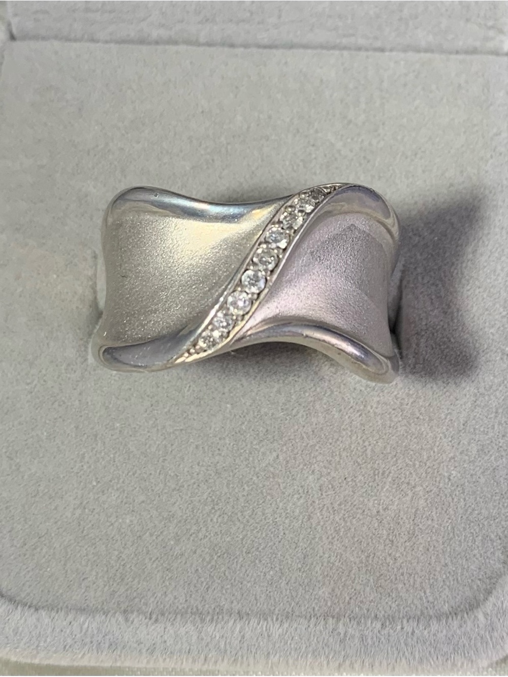 Men's Sculpted Wave Ring with diamond Accent - sterling silver sz 9